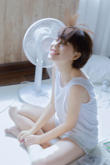 上一个楼梯就撞一下3